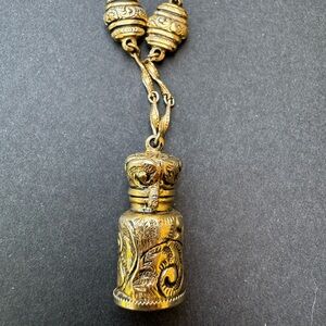 Vintage Gold (plated?) Pendant Necklace Mini Pill Perfume Poison Bottle ⭐️